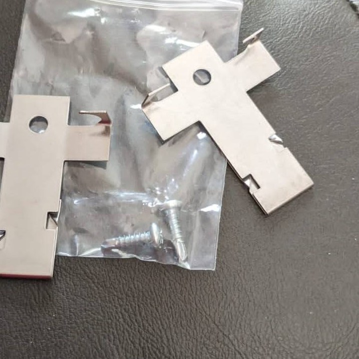 Stainless steel S-clips, bagged with fixings.